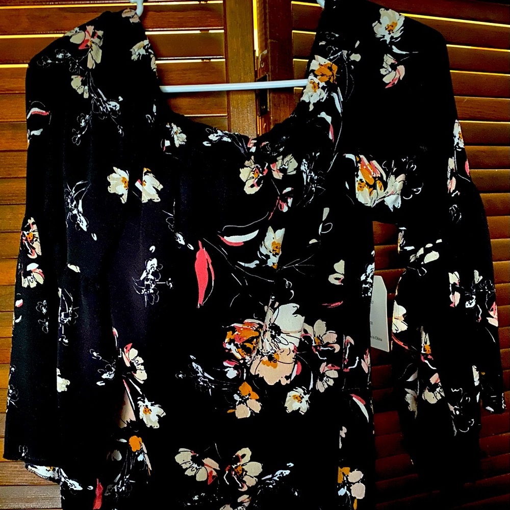 Floral top